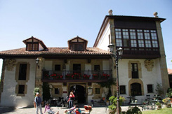 Hoster&iacute;a de Arnuero